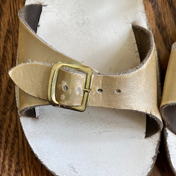 Gold Salt Water Surfer Sandals, size 13. Good, used condition, ships quickly. - Picture 3 of 16